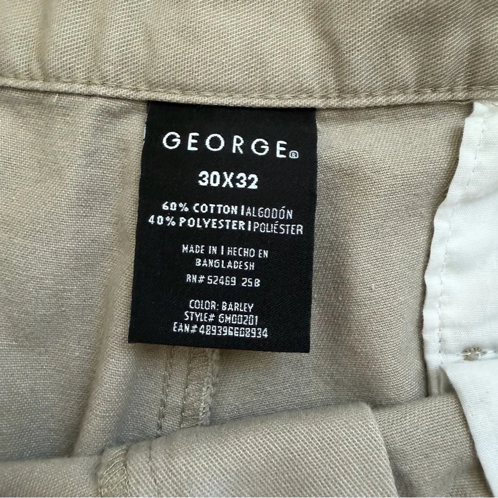George Pleated Front Classic Khaki Men’s Trousers Slacks Pants Size 30X32 Beige - Picture 3 of 5